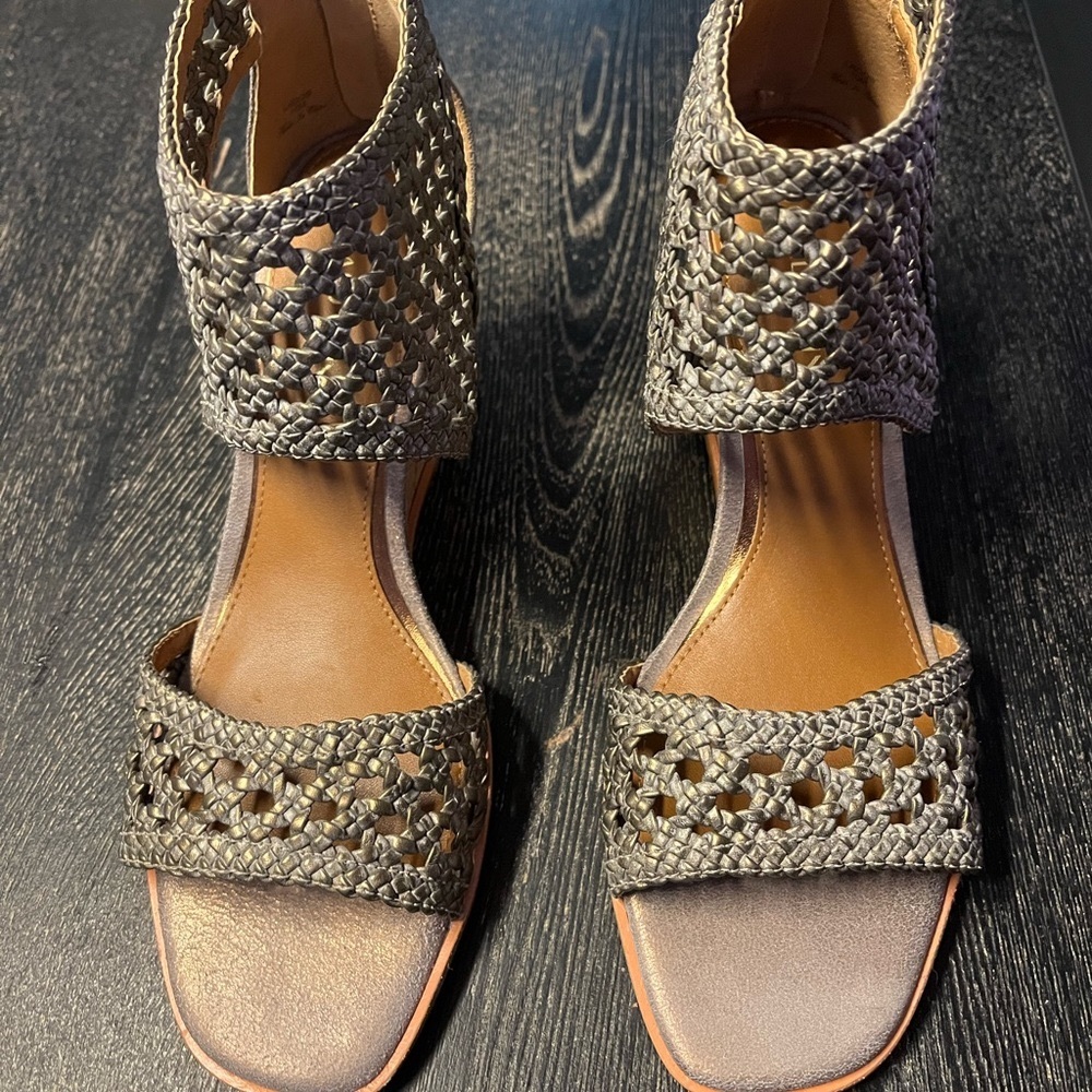 Brand New ;Metallic Bronze Wedge ,Donald Pliner